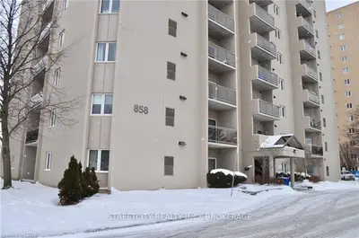 858 COMMISSIONERS Road E 1002, London South, ON N6C 5Y5