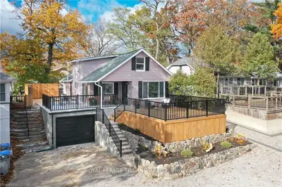 5 ELMWOOD Avenue, Lambton Shores, ON N0M 1T0