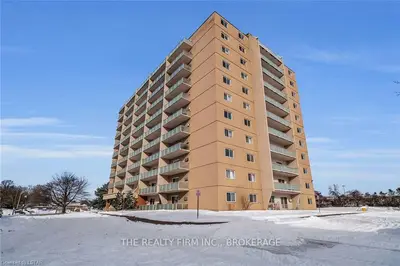 583 MORNINGTON Avenue 808, London East, ON N5Y 3E9