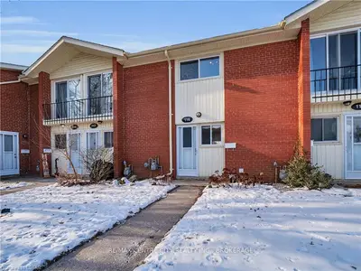 1090 KIPPS Lane 116, London East, ON N5Y 1V4