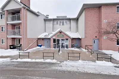 136 Conway Drive 80, London South, ON N6E 3N1