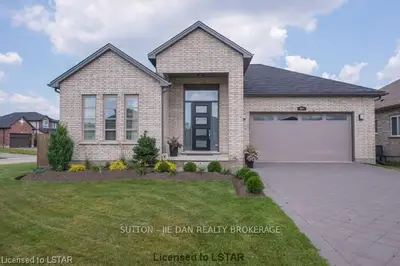 964 ROULSTON Crescent, London North, ON N6H 0E7
