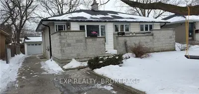 42 IRVING Place, London East, ON N5V 2H7