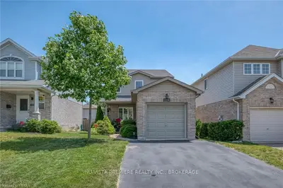1850 BLACKWATER Road, London North, ON N5X 4M1