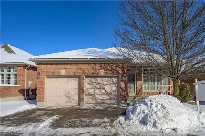 18 CADEAU Terrace 12, London South, ON N6K 4Z1