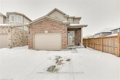 1884 COULDRIDGE Way, London North, ON N6G 0M6