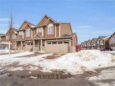2635 BATEMAN Trail 94, London South, ON N6L 0C1