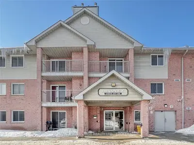 148 CONWAY Drive 107, London South, ON N6E 3N4