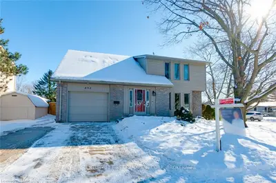 892 FARNHAM Road, London South, ON N6K 1R9