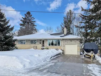 117 TARBART Terrace, London North, ON N6H 3B3