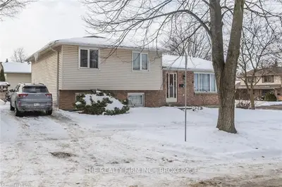 87 HAWTHORNE Road, London North, ON N6G 2Y2