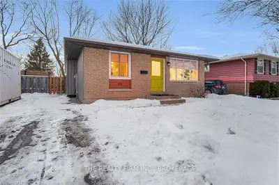 98 COTTONWOOD Crescent, London North, ON N6G 2Y8