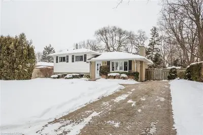 1244 KALADAR Drive, London East, ON N5V 2R5
