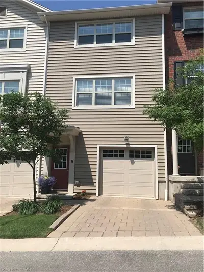 1850 Beaverbrook Avenue 8, London North, ON N6H 0G7