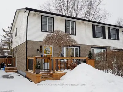 103 Woodrow Crescent, London South, ON N6E 1E7