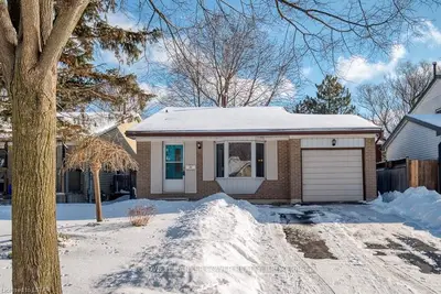 65 BEECHBANK Crescent, London South, ON N6E 2P1