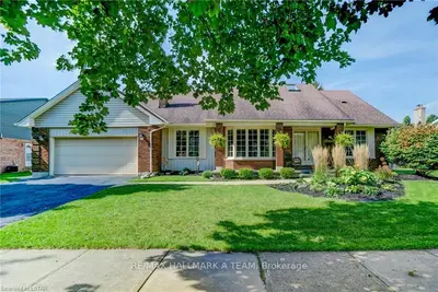99 LELAND Road, London South, ON N6K 1T2