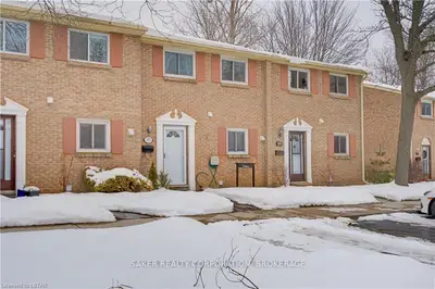 166 SOUTHDALE Road 107, London South, ON N6J 2J1