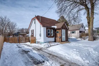 7 STUART Street, London East, ON N5Y 1S2