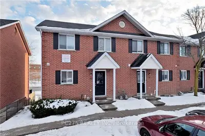 190 FLEMING Drive 33, London East, ON N5V 5B8