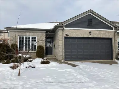 500 SUNNYSTONE Road 36, London North, ON N5X 4R4