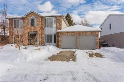70 JENNIFER Road, London North, ON N5X 3K6