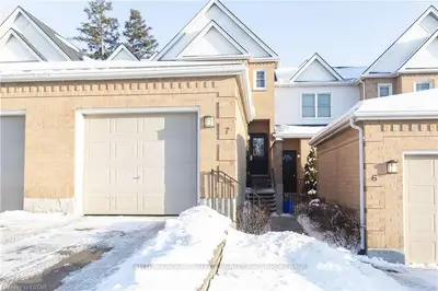 1570 RICHMOND Street 7, London North, ON N6G 4W1