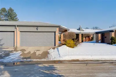 50 FIDDLERS GREEN Road 43, London North, ON N6H 4T4
