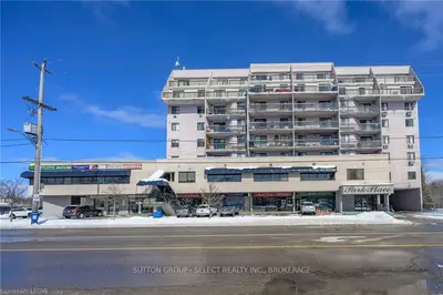 1255 COMMISSIONERS Road W 401, London South, ON N6K 3N5