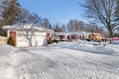 175 WYCHWOOD Park, London North, ON N6G 1S1