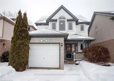 323 ROSSMORE Court, London South, ON N6C 6B8