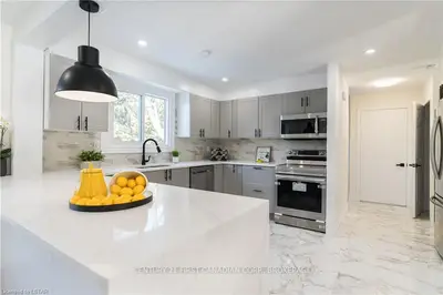 43 GREENBRIER Crescent, London South, ON N6J 3X6