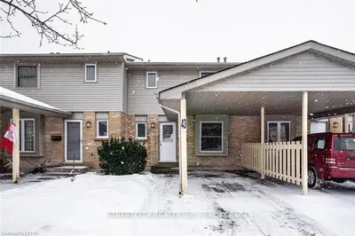 55 ASHLEY Crescent 43, London South, ON N6E 3R9