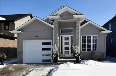 2261 CONSTANCE Avenue, London South, ON N6M 0G5