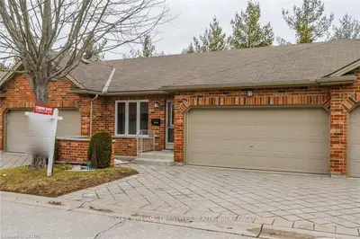 43 CAPULET Walk 38, London North, ON N6H 5V4