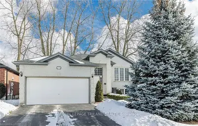 592 INVERNESS Avenue, London North, ON N6H 5R4