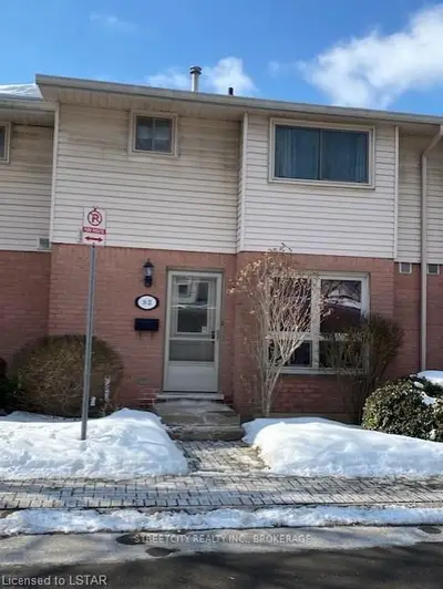 35 WATERMAN Avenue 82, London South, ON N6C 5T1
