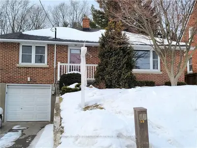 649 Shenstone Avenue, Woodstock, On N4s 5l2