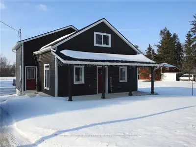 584077 Beachville Rd Road, South-west Oxford, On N5c 3j5