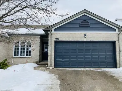 500 SUNNYSTONE Road 23, London North, ON N5X 4R4