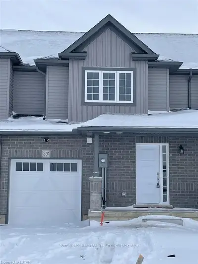 291 Kennington Way, London South, ON N6L 0H4