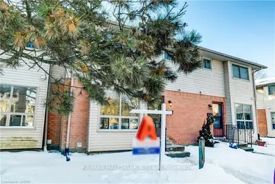 355 SANDRINGHAM Crescent 7, London South, ON N6C 5K3