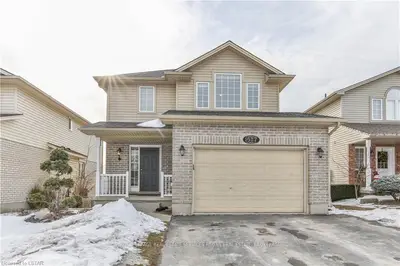 1577 PURSER Street, London East, ON N5V 5J3
