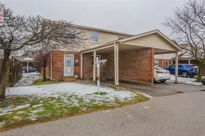1330 JALNA Boulevard 50, London South, ON N6E 2H7