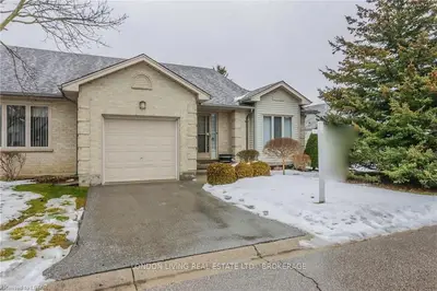 99 EDGEVALLEY Road 25, London East, ON N5Y 5N1