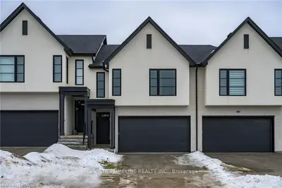 989 UPPERPOINT Avenue, London South, ON N6K 4P9
