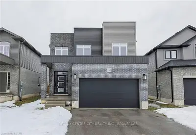 1368 Lawson Road, London North, On N6g 0e2
