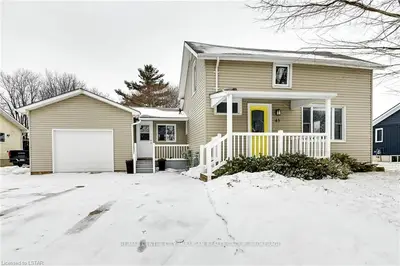 43 MACNAB Street, Lambton Shores, ON N0N 1J0
