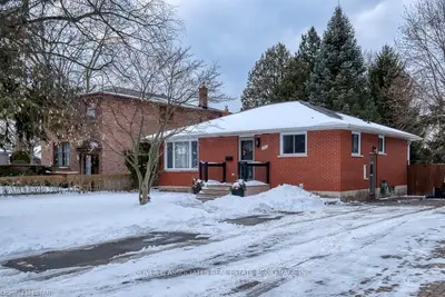 341 VESTA Road Upper, London East, ON N5Y 1E9