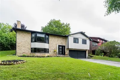 11 CHEVIOT Road, London South, ON N6C 2X6